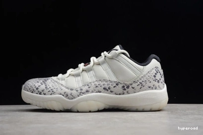 Hyperoad SNAKE LIGHT JORDAN BONE - LOW RETRO 11 0716